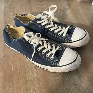 Converse size 9 Blue